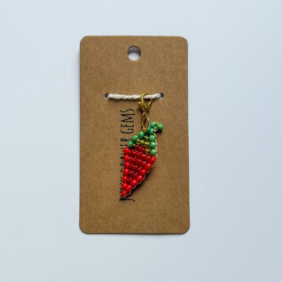 Red Jalapeno Beaded Charm - Picture 1 of 2